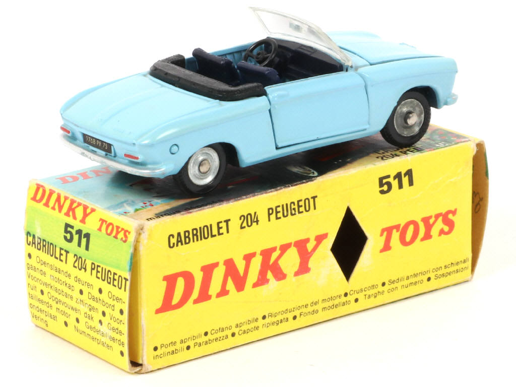 Lot 332 - DINKY TOYS (FRANCE) (1)