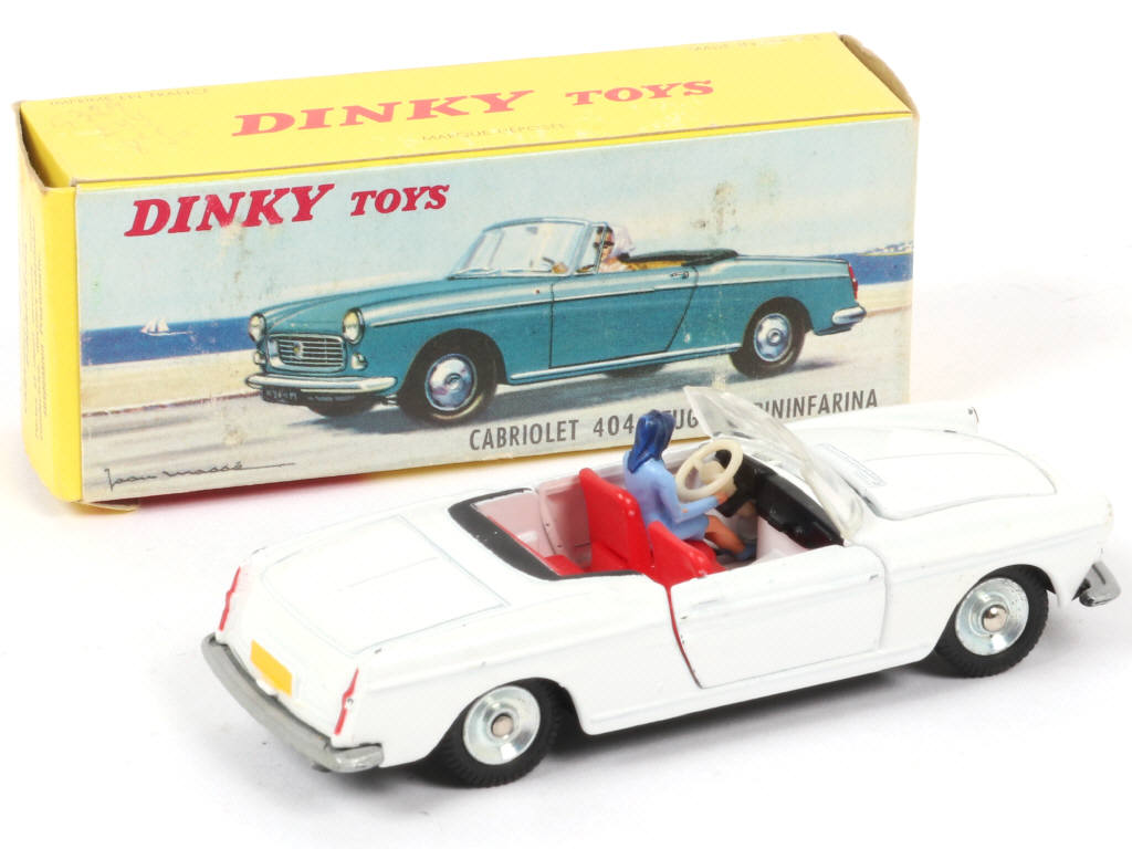 Lot 361 - DINKY TOYS (FRANCE) (1)