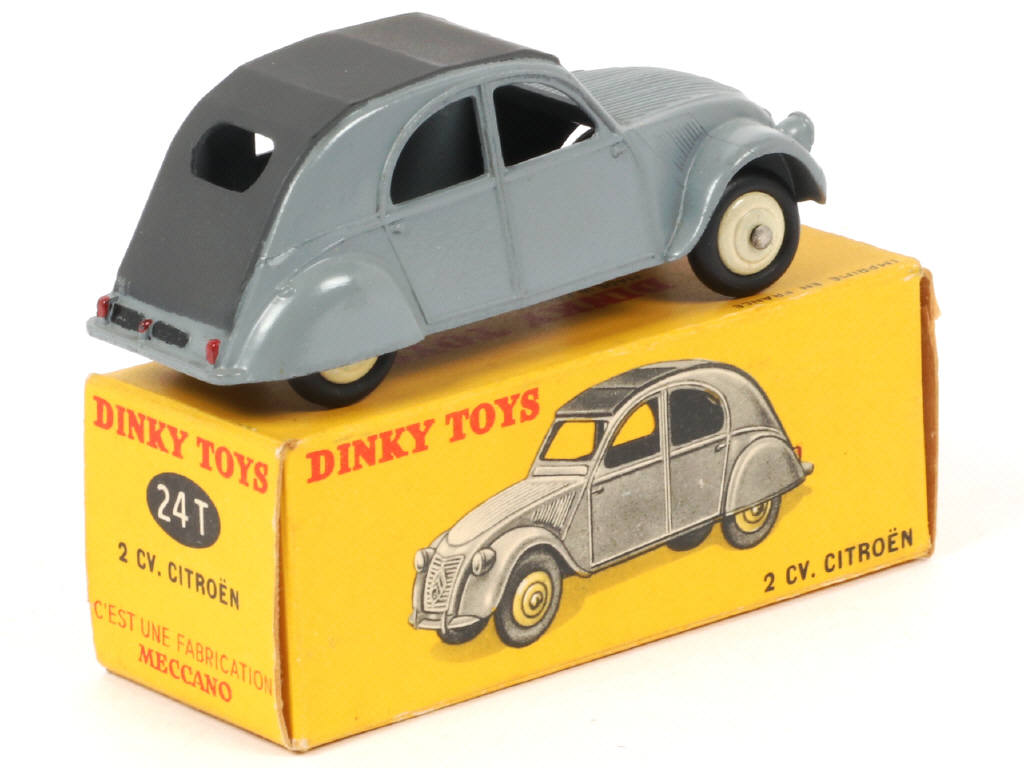 Lot 322 - DINKY TOYS (FRANCE) (1)