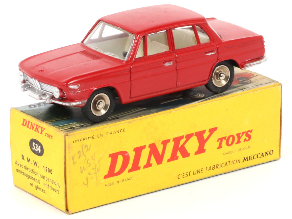 Lot 376 - DINKY TOYS (FRANCE) (1)