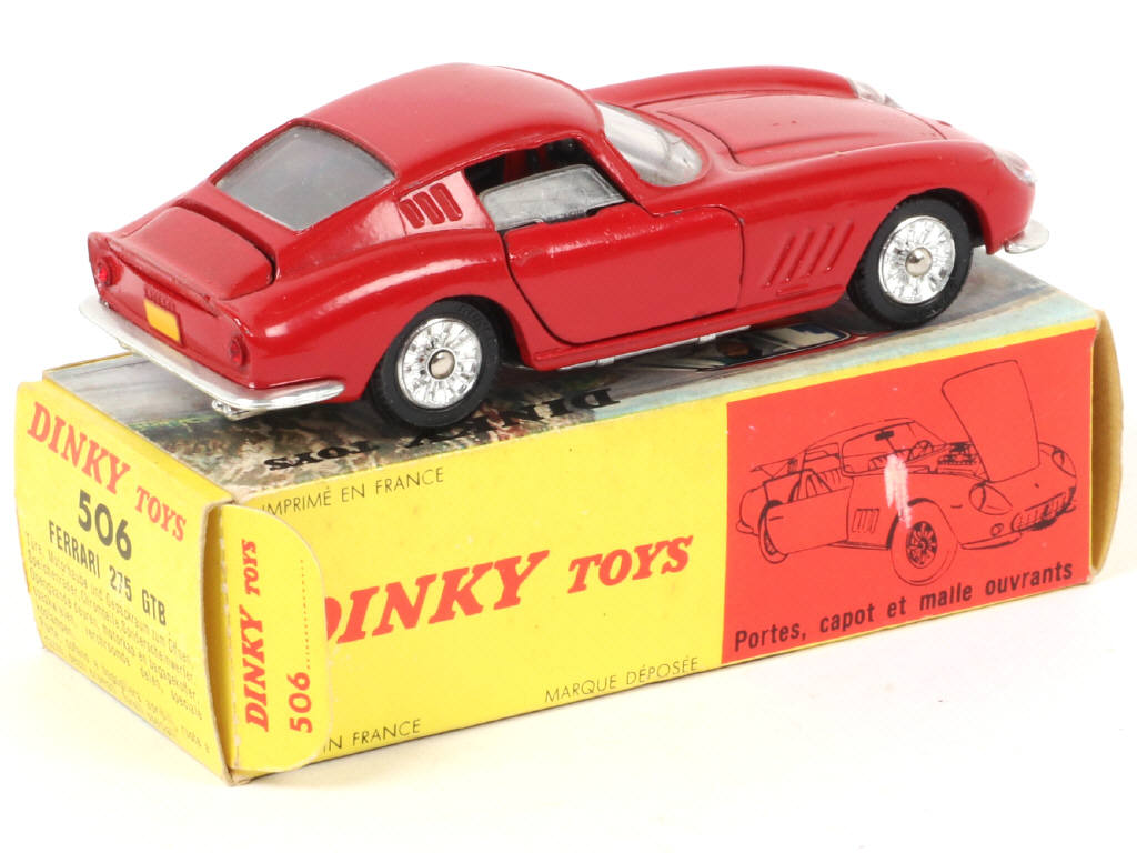 Lot 330 - DINKY TOYS (FRANCE) (1)