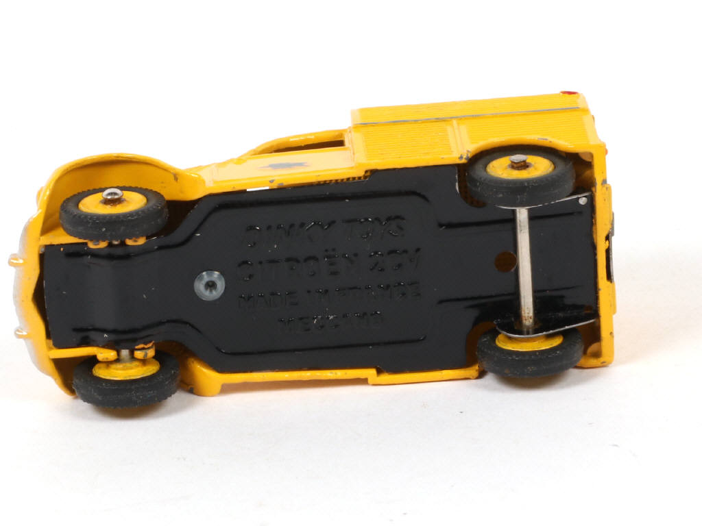 Lot 374 - DINKY TOYS (FRANCE) (1)