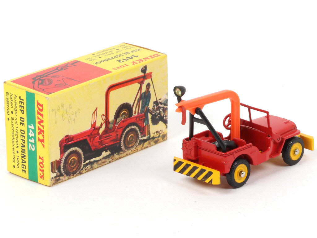 Lot 389 - DINKY TOYS (FRANCE) (1)