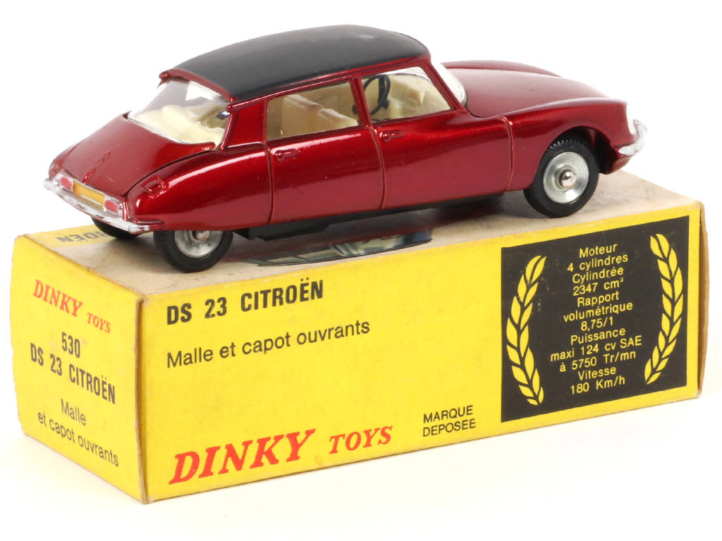 Lot 362 - DINKY TOYS (FRANCE) (1)