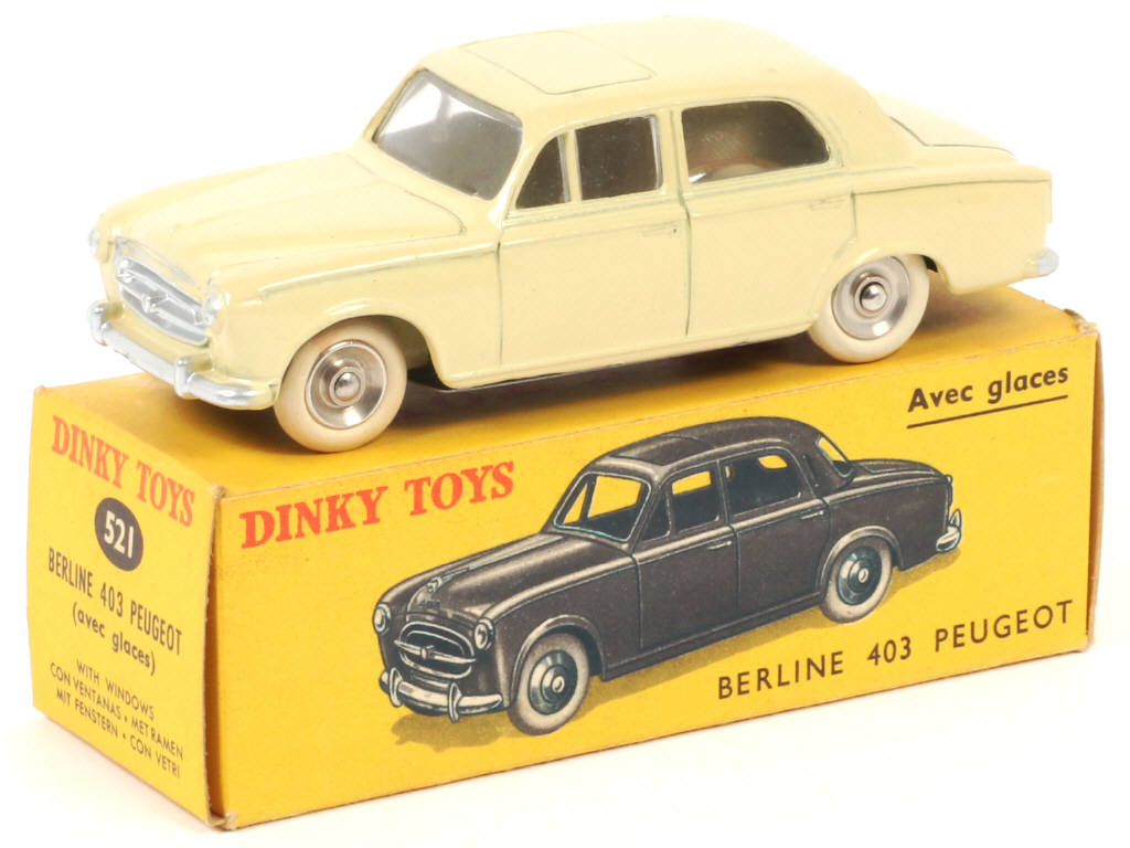 Lot 346 - DINKY TOYS (FRANCE) (1)