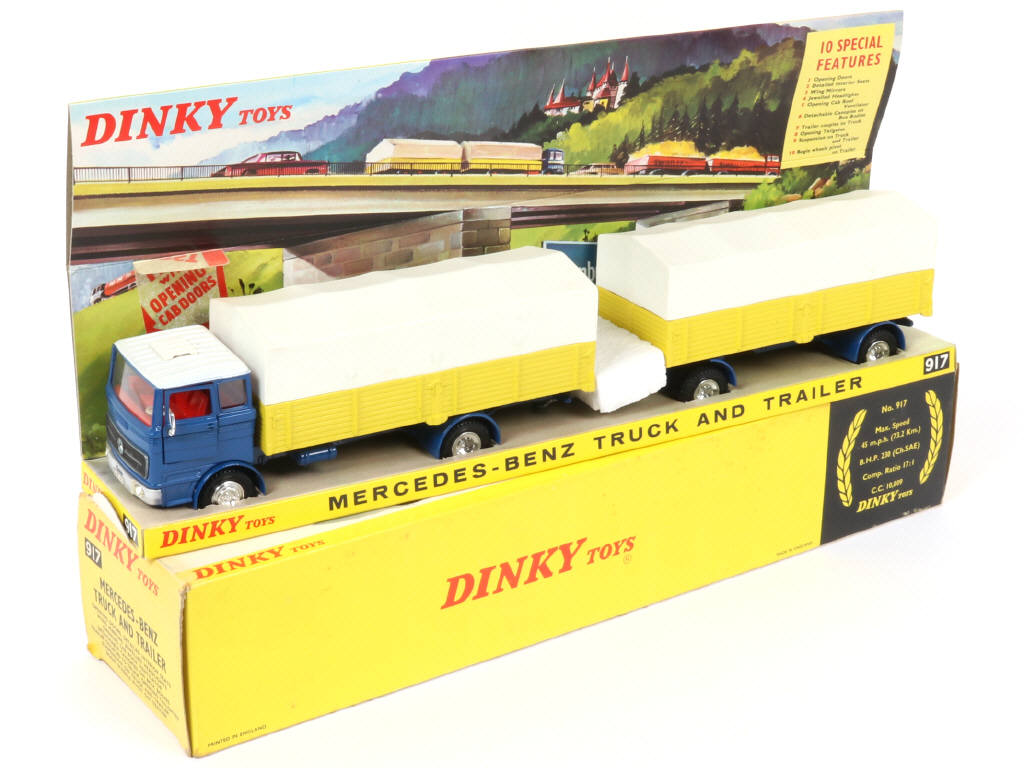 Lot 488 - DINKY TOYS (GB) (1)