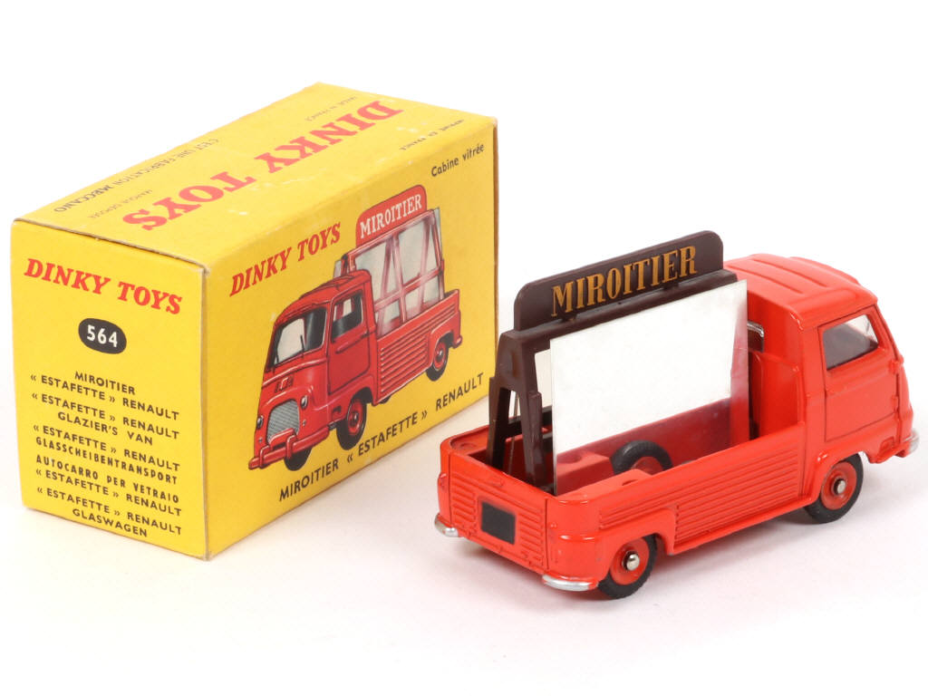 Lot 395 - DINKY TOYS (FRANCE) (1)
