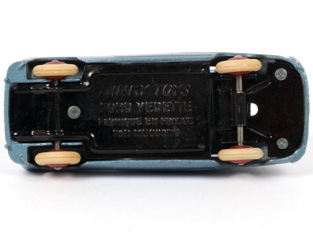 Lot 298 - DINKY TOYS (FRANCE) (1)