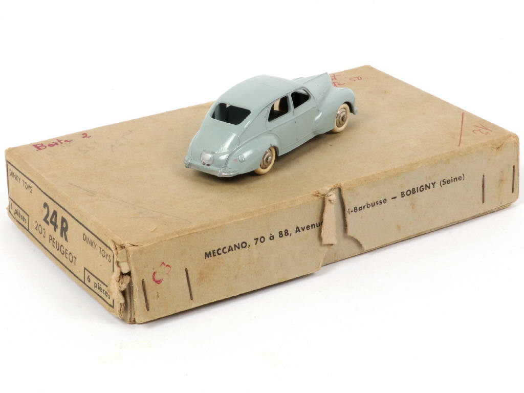 Lot 303 - DINKY TOYS (FRANCE) (2)