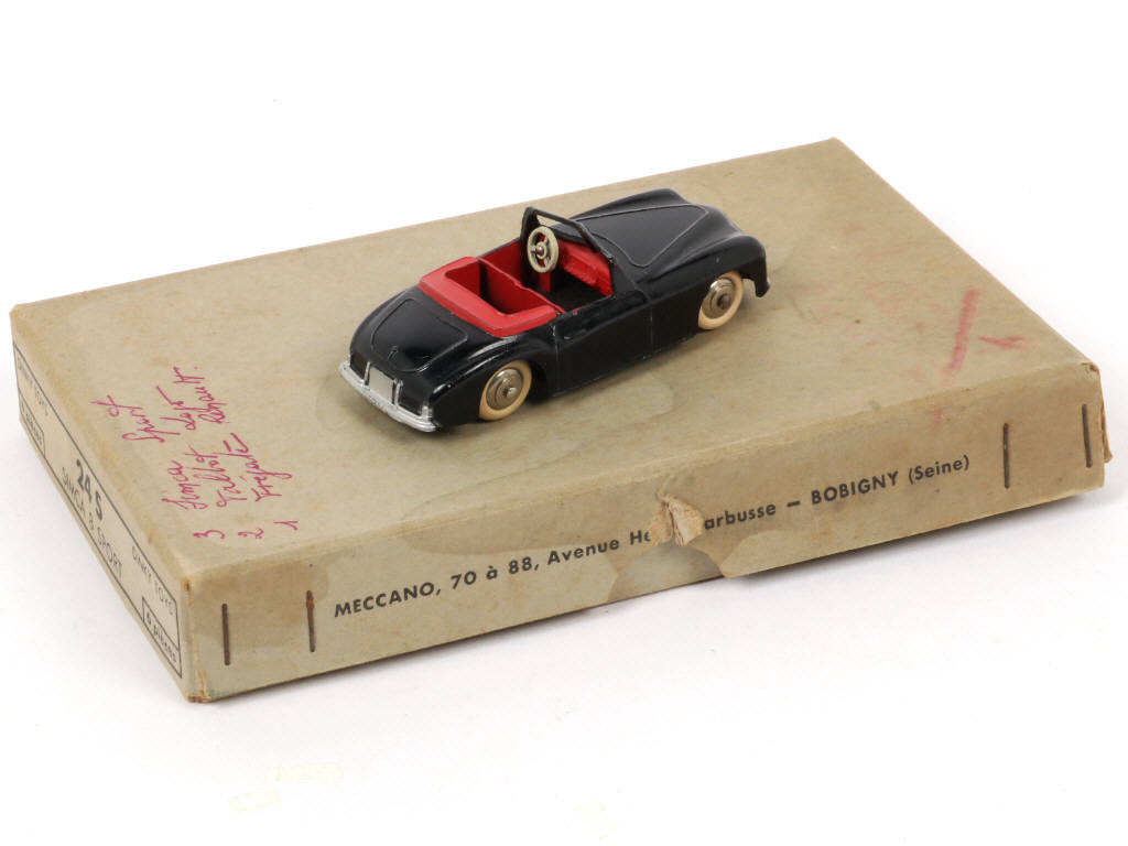 Lot 305 - DINKY TOYS (FRANCE) (2)