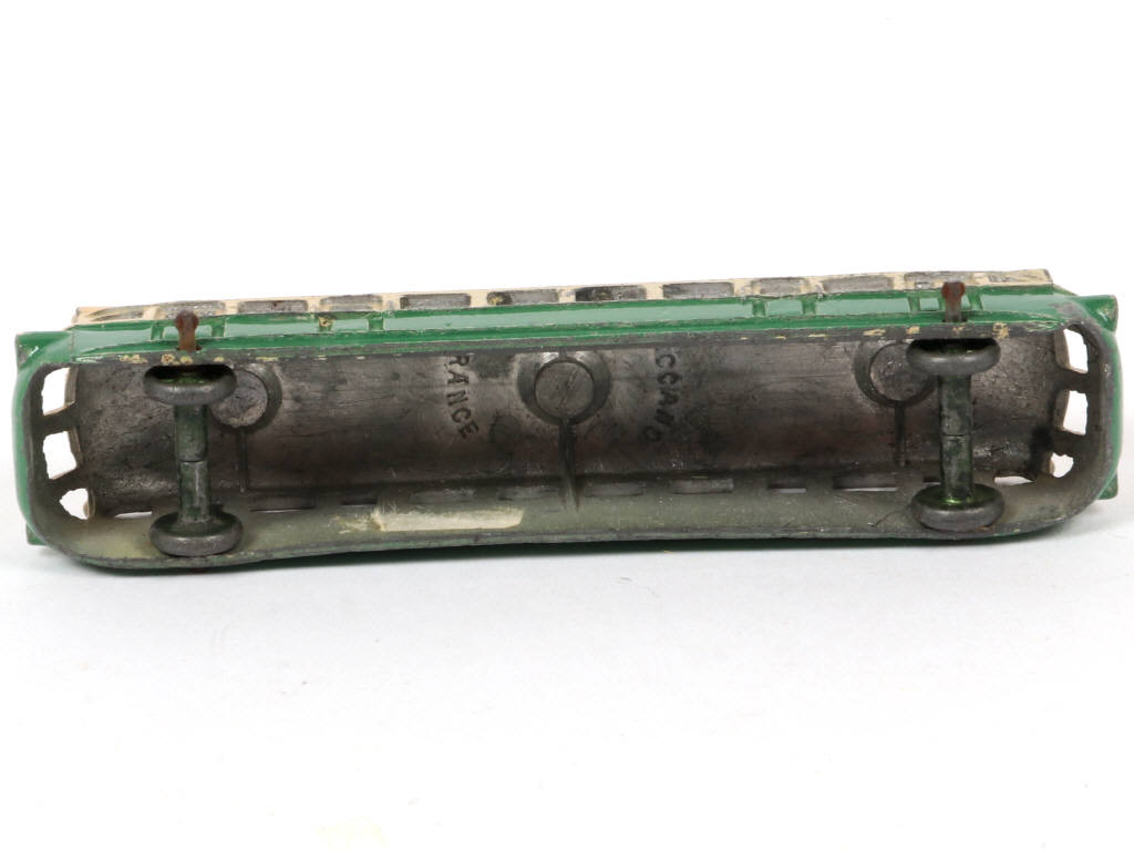 Lot 283 - DINKY TOYS (FRANCE) (1)