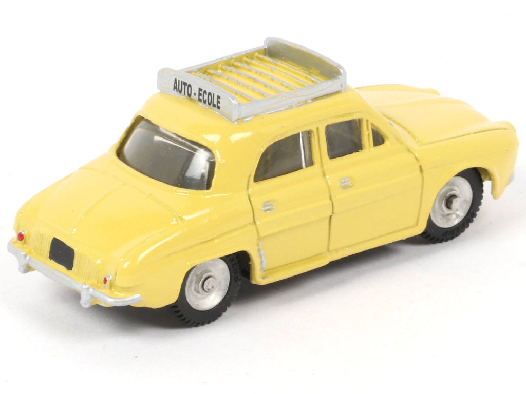 Lot 271 - CLUB DINKY FRANCE (1)