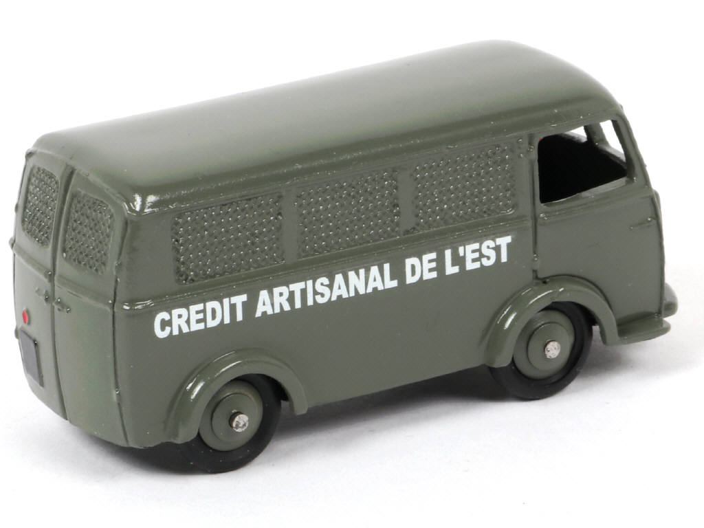 Lot 272 - CLUB DINKY FRANCE (1)