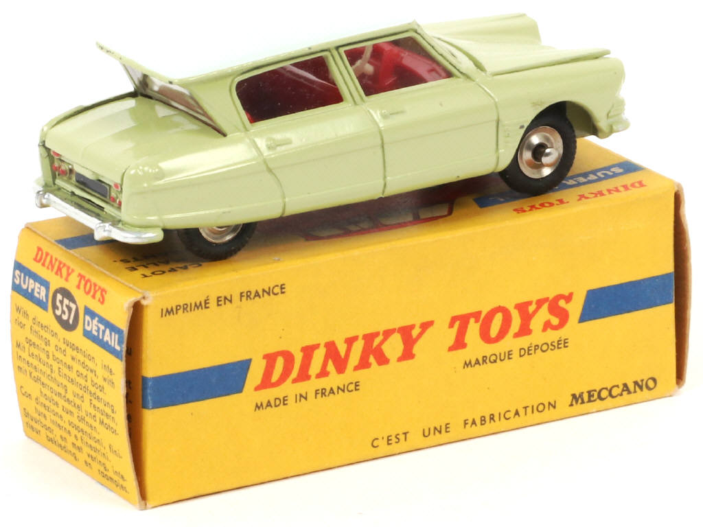 Lot 371 - DINKY TOYS (FRANCE) (1)