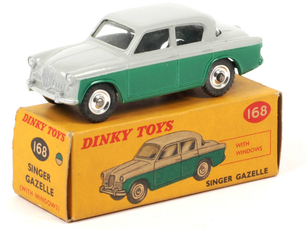 Lot 471 - DINKY TOYS (GB) (1)