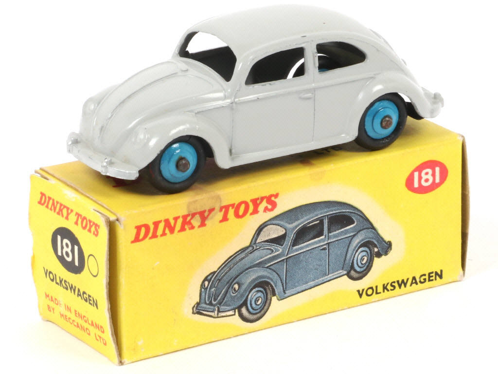 Lot 466 - DINKY TOYS (GB) (1)