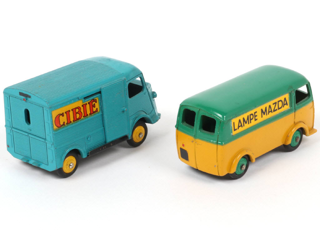 Lot 456 - DINKY TOYS (FRANCE) (2)