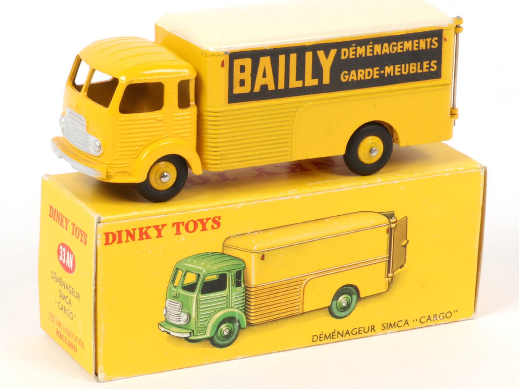 Lot 419 - DINKY TOYS (FRANCE) (1)