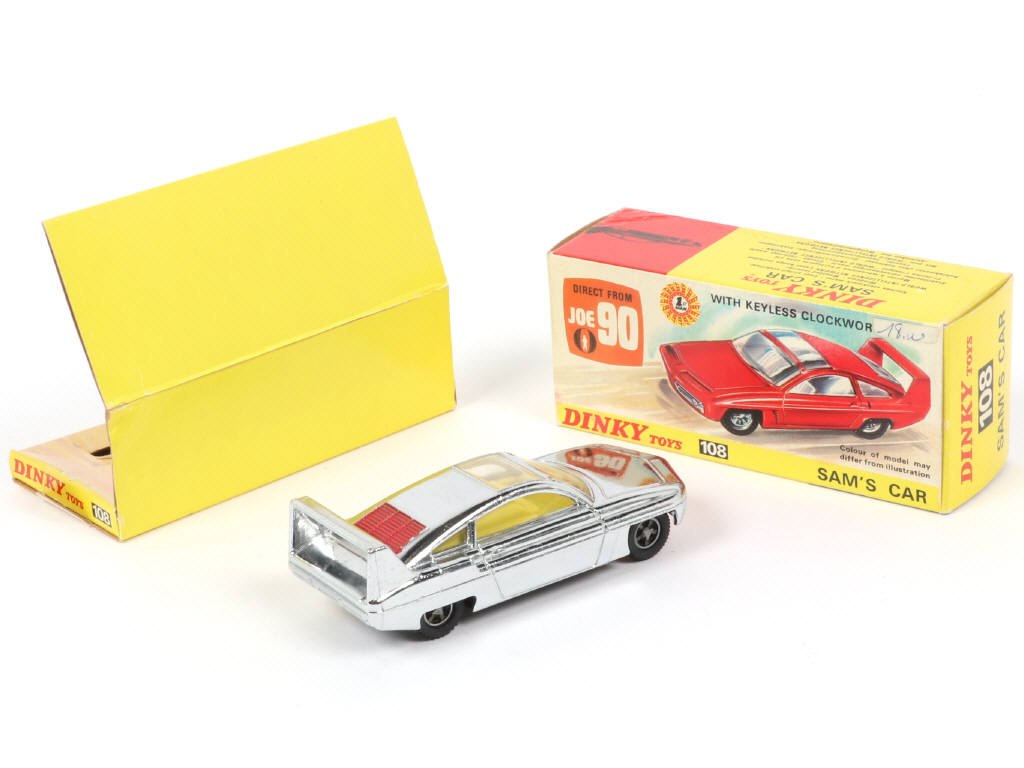 Lot 496 - DINKY TOYS (GB) (1)