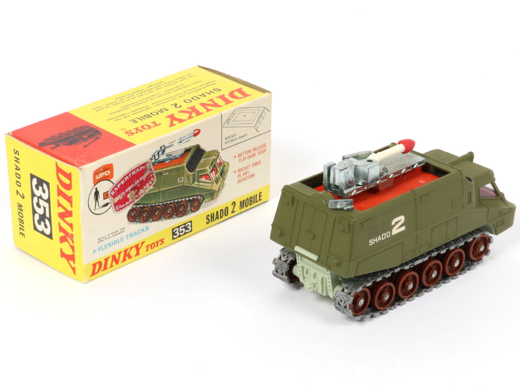 Lot 499 - DINKY TOYS (GB) (1)