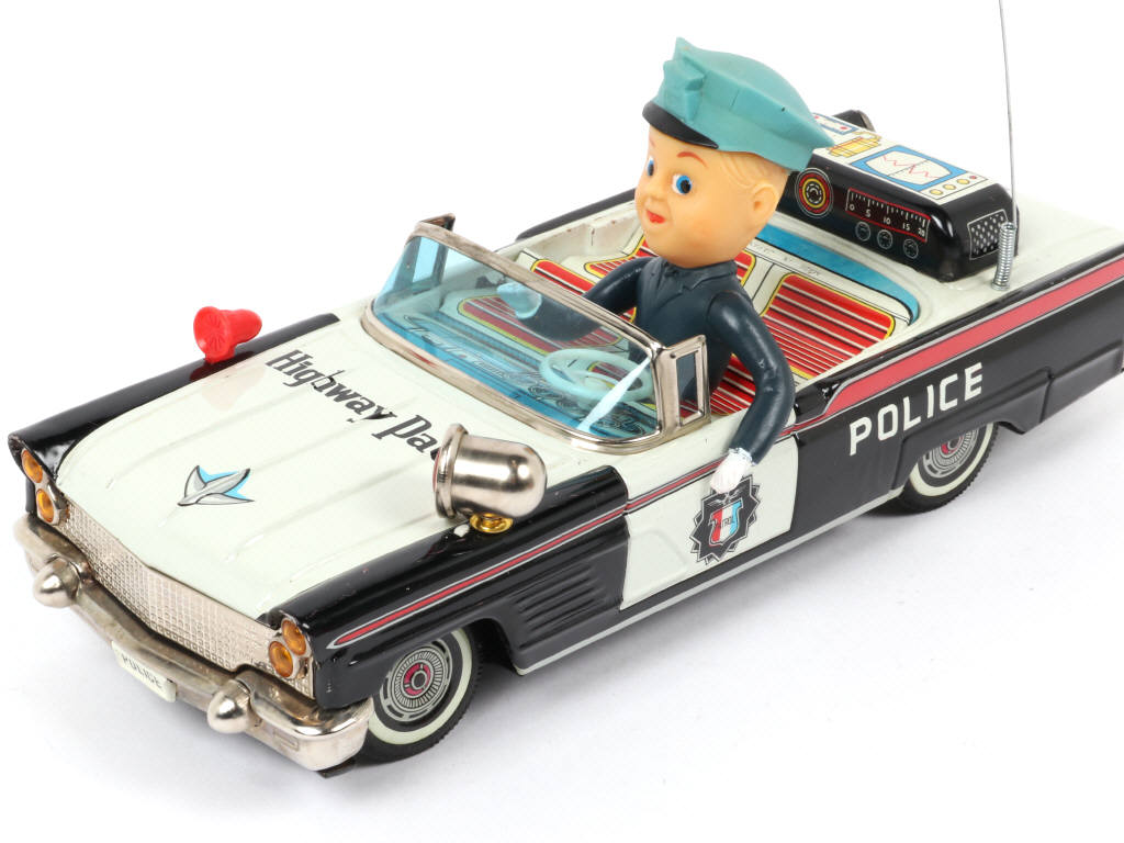 Lot 37 - ASAHI TOY COMPANY (JAPON) (1)