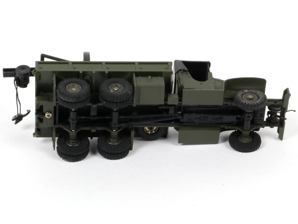 Lot 447 - DINKY TOYS (FRANCE) (1)