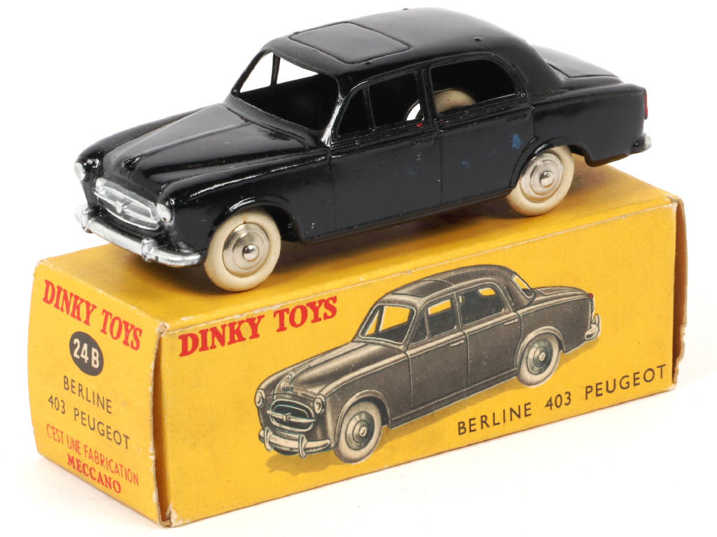 Lot 310 - DINKY TOYS (FRANCE) (1)