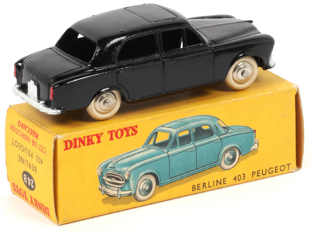 Lot 310 - DINKY TOYS (FRANCE) (1)