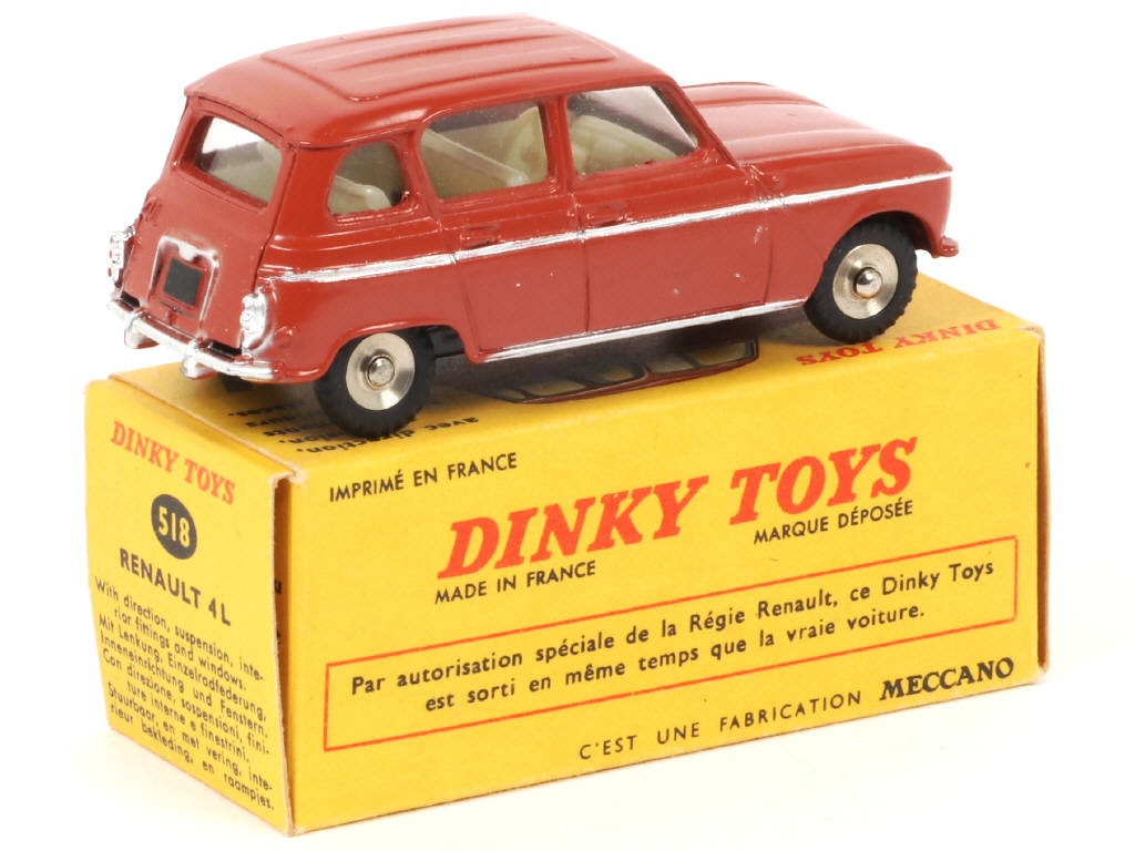 Lot 339 - DINKY TOYS (FRANCE) (1)