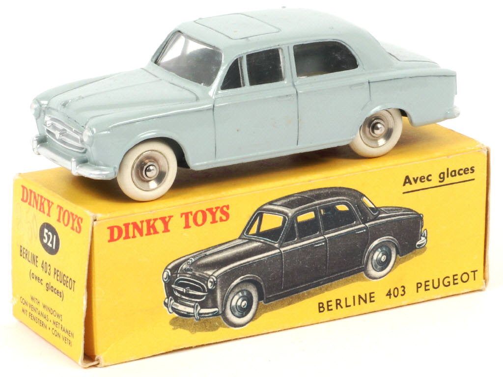 Lot 345 - DINKY TOYS (FRANCE) (1)