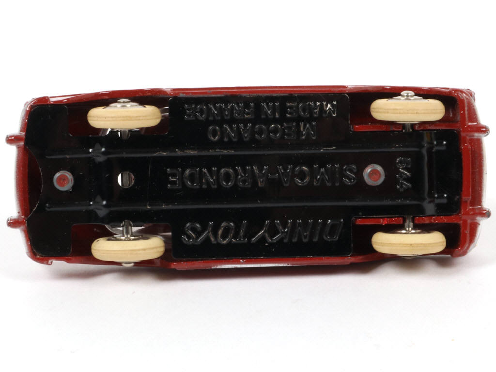 Lot 351 - DINKY TOYS (FRANCE) (1)