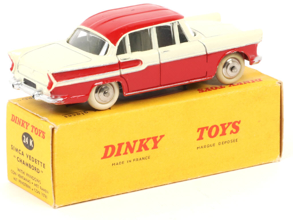 Lot 318 - DINKY TOYS (FRANCE) (1)