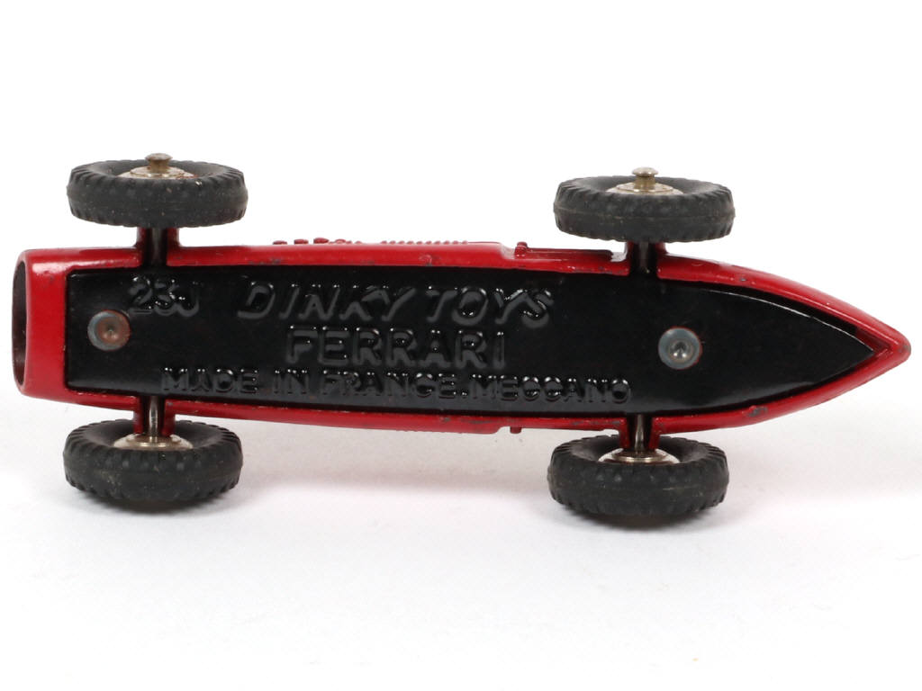 Lot 306 - DINKY TOYS (FRANCE) (1)