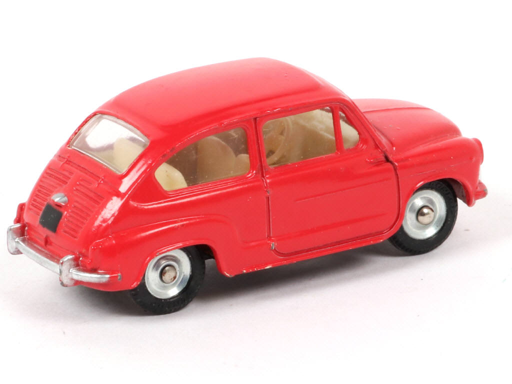 Lot 344 - DINKY TOYS (FRANCE) (1)