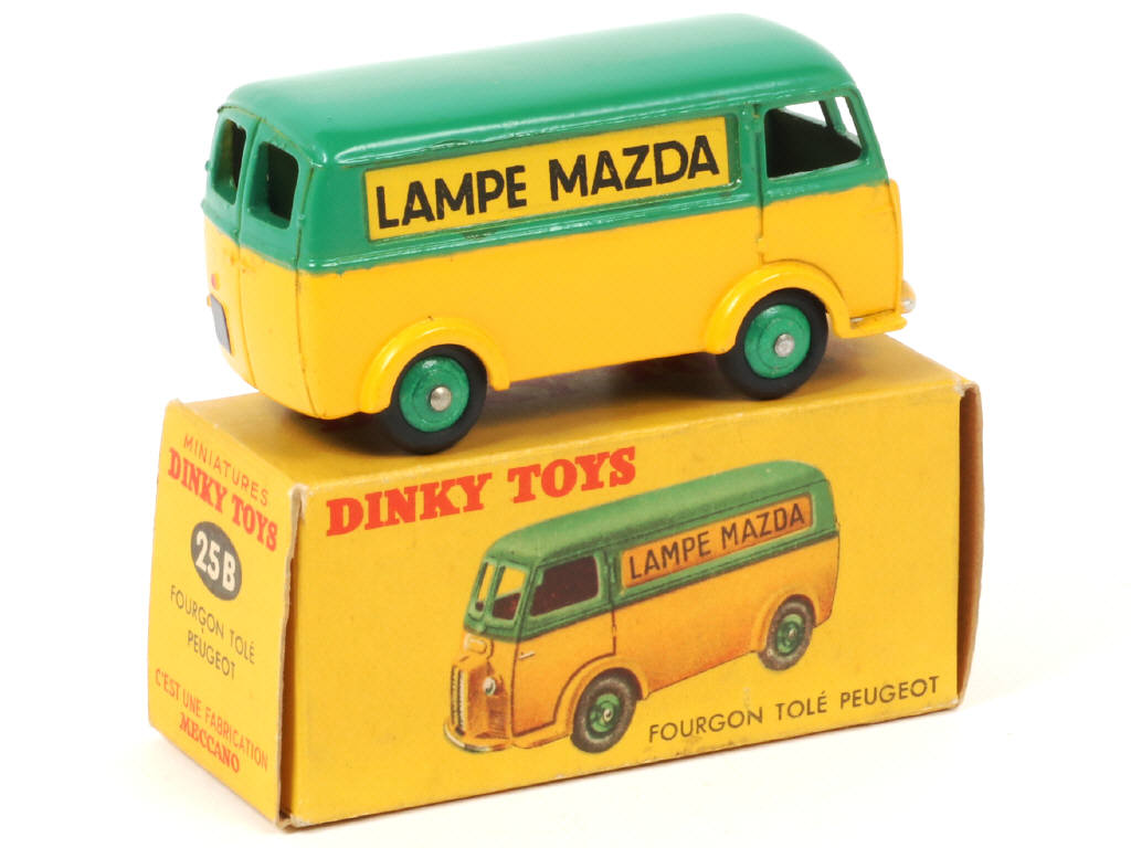 Lot 397 - DINKY TOYS (FRANCE) (1)