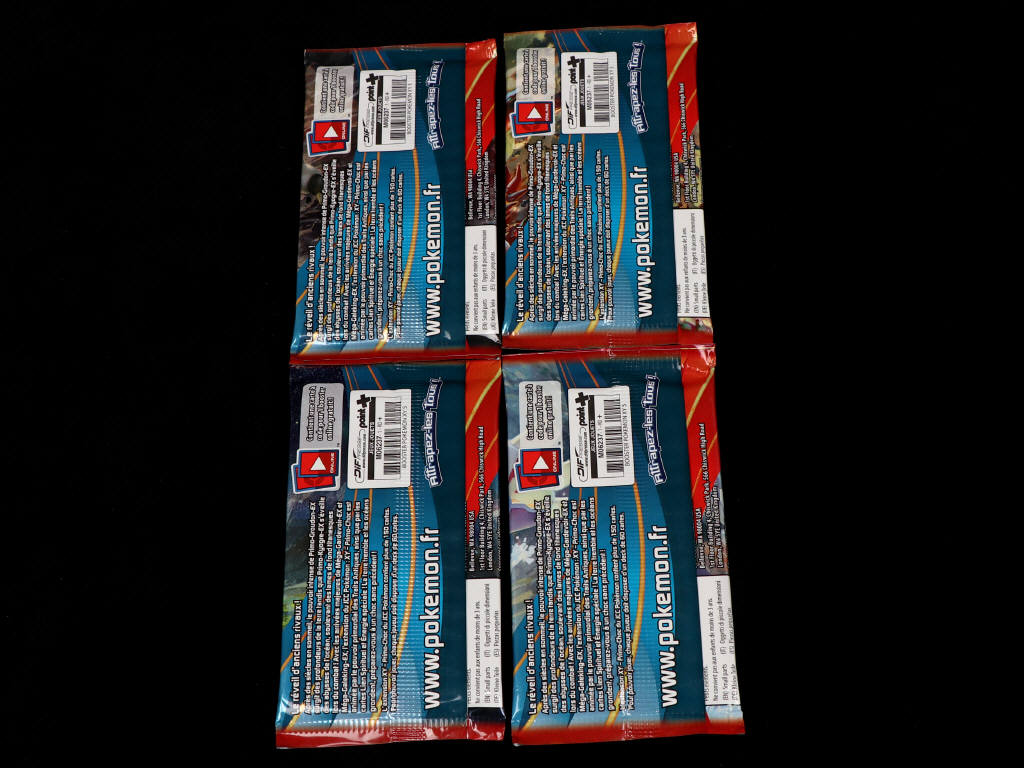 Lot 85 - POKEMON COMPANY (USA) (4)