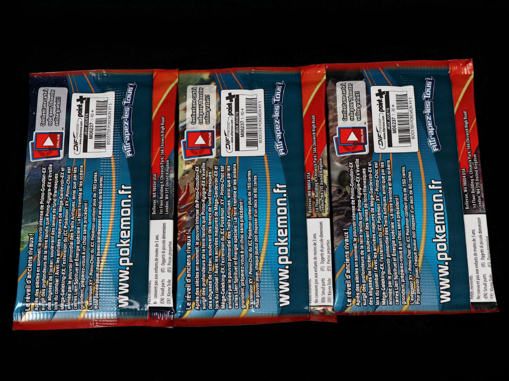 Lot 162 - POKEMON COMPANY (USA) (3)