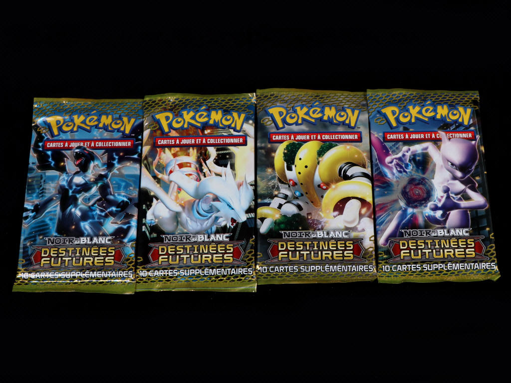 Lot 186 - POKEMON COMPANY (USA) (4)
