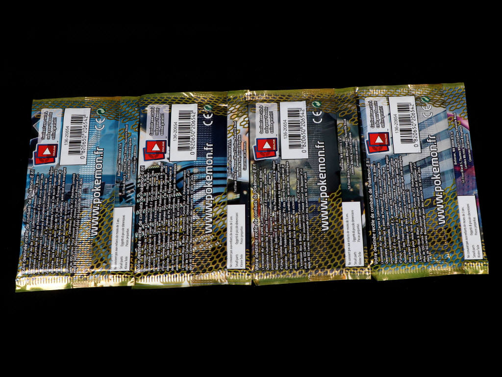 Lot 186 - POKEMON COMPANY (USA) (4)