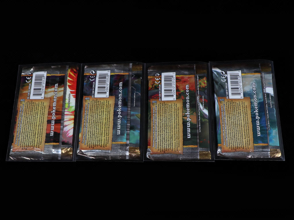 Lot 190 - POKEMON COMPANY (USA) (4)