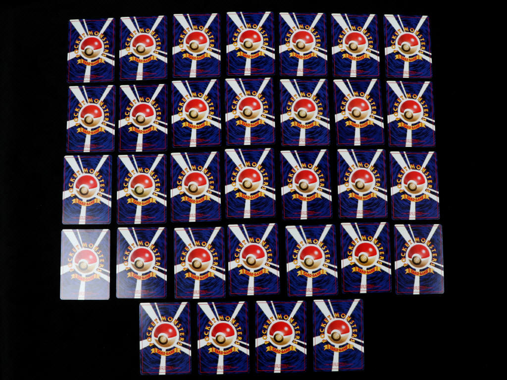 Lot 232 - POKEMON COMPANY (JAP) (102)