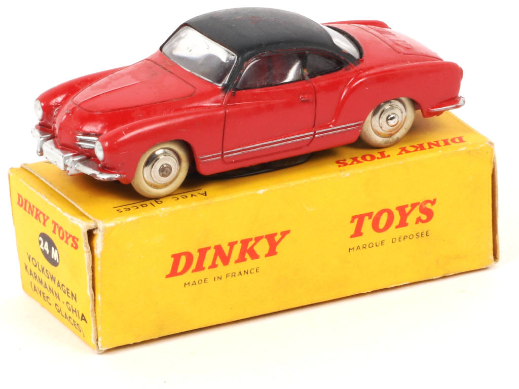 Lot 100 - DINKY TOYS (FRANCE) (1)