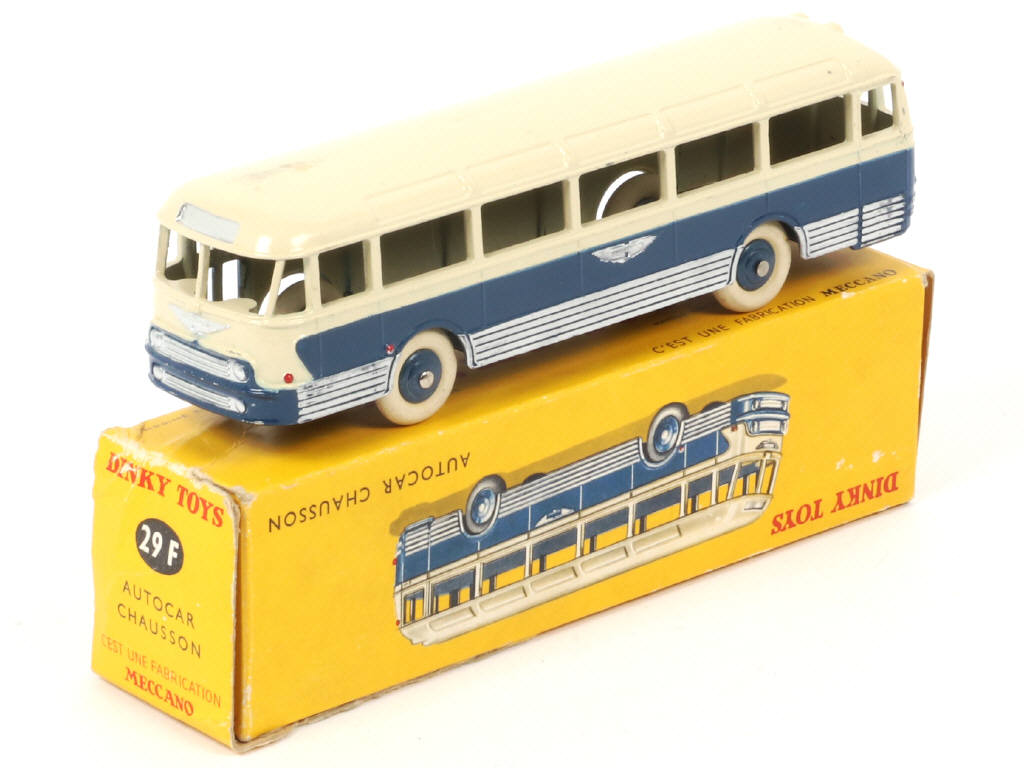 Lot 112 - DINKY TOYS (FRANCE) (1)
