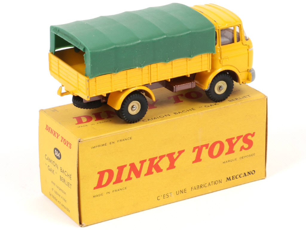 Lot 149 - DINKY TOYS (FRANCE) (1)