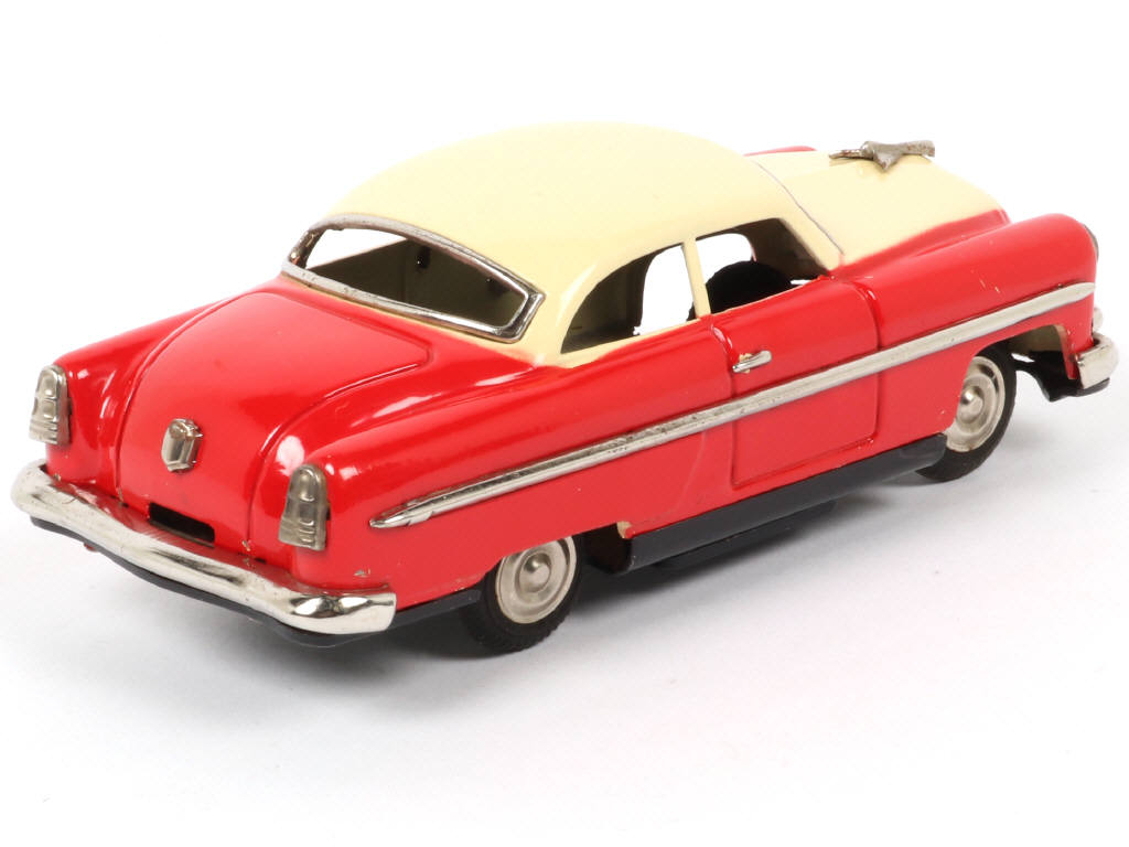 Lot 76 - DIVERS (JAPON) (1)