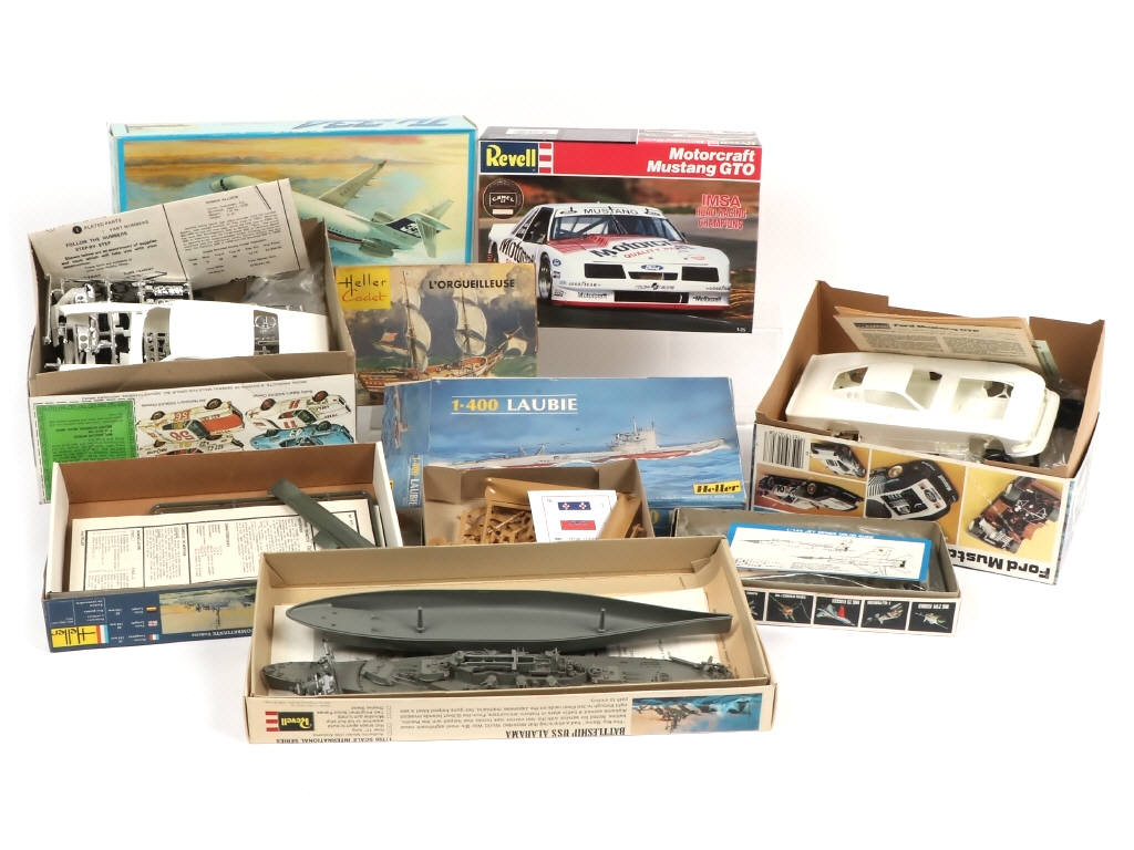 Lot 117 - DIVERS (14)