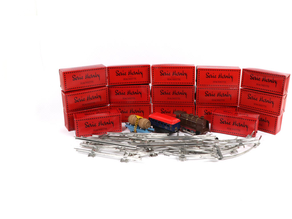 Lot 47 - EDITIONS HACHETTE (FRANCE) (17)