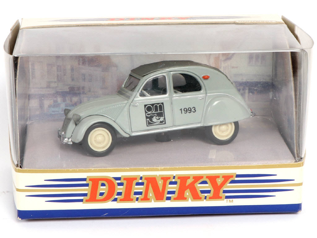 Lot 211 - DINKY MATCHBOX (GB) (12)