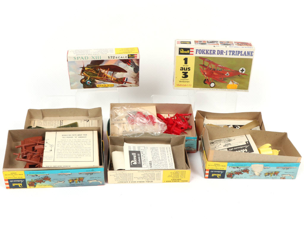 Lot 29 - REVELL (USA) (16)