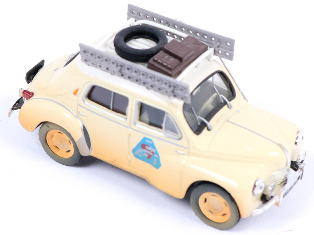 Lot 134 - DIVERS (16)